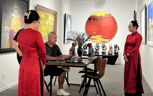 Vẻ Đẹp Của Tranh Sơn Dầu Và Nghệ Thuật Đương Đại Tại Green Palm