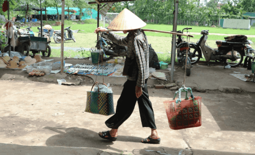 Đừng Bỏ Lỡ Phiên Chợ Yên: Góc Quê Còn Lại Giữa Chốn Đô Thành