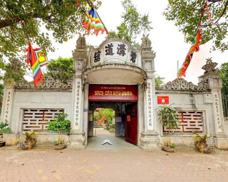 Bich Cau Dao Quan-探索灵性和古老建筑的旅程