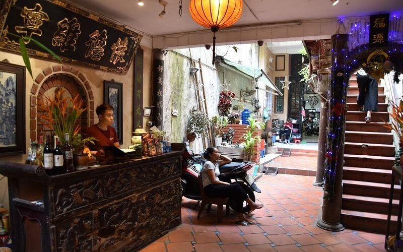 Cà Phê Phố Cổ 11 Hàng Gai – Chốn Giữ Ký Ức Và Hương Vị Hà Nội Trăm Năm