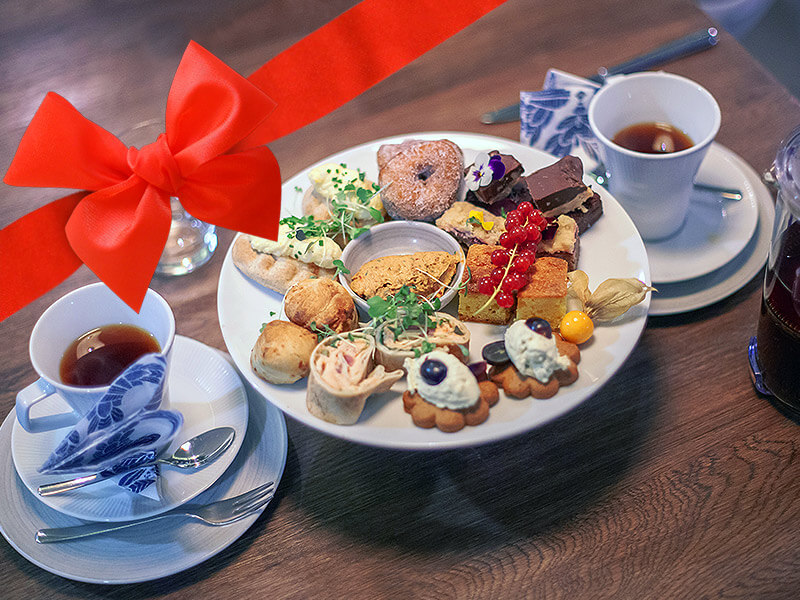 Lạc Vào Chốn Mơ Với Five O'clock Tea: Quán Cà Phê Lãng Mạn Tại Hà Nội