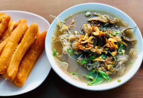 Miến Lươn Chân Cầm – Hơn 30 Năm Giữ Vị Ngon Giữa Phố Cổ