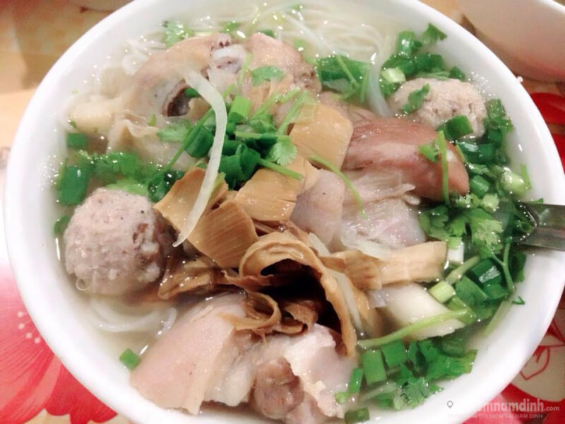 Bún Chân Giò Bẩy Cầu Muối – Hương Vị Đậm Đà Khó Quên Ở Ninh Bình