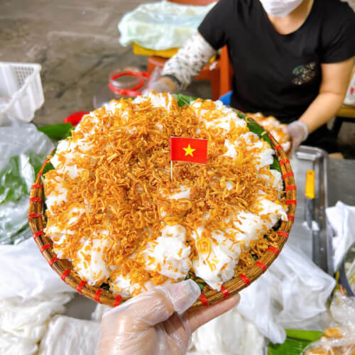 Một Buổi Sáng Đủ Đầy Với Mẹt Bánh Cuốn Dân Dã Ở Hương Hương