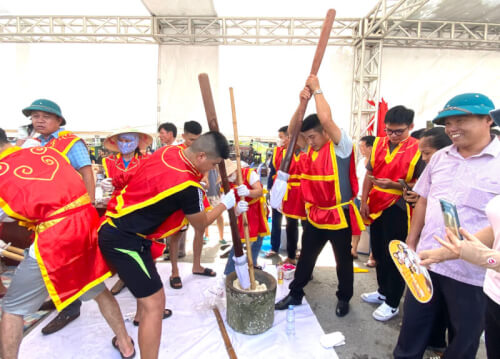 Lễ Hội Giã Bánh Giầy Khánh Lợi: Một Dịp Để Trở Về Cội Nguồn