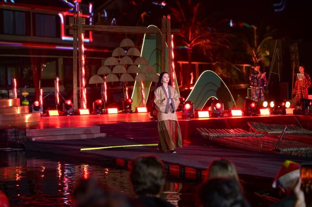 Sắc Màu Cổ Phục Việt Trong Chương Trình “Gấm vóc Hoa Lư” Tại Ninh Bình