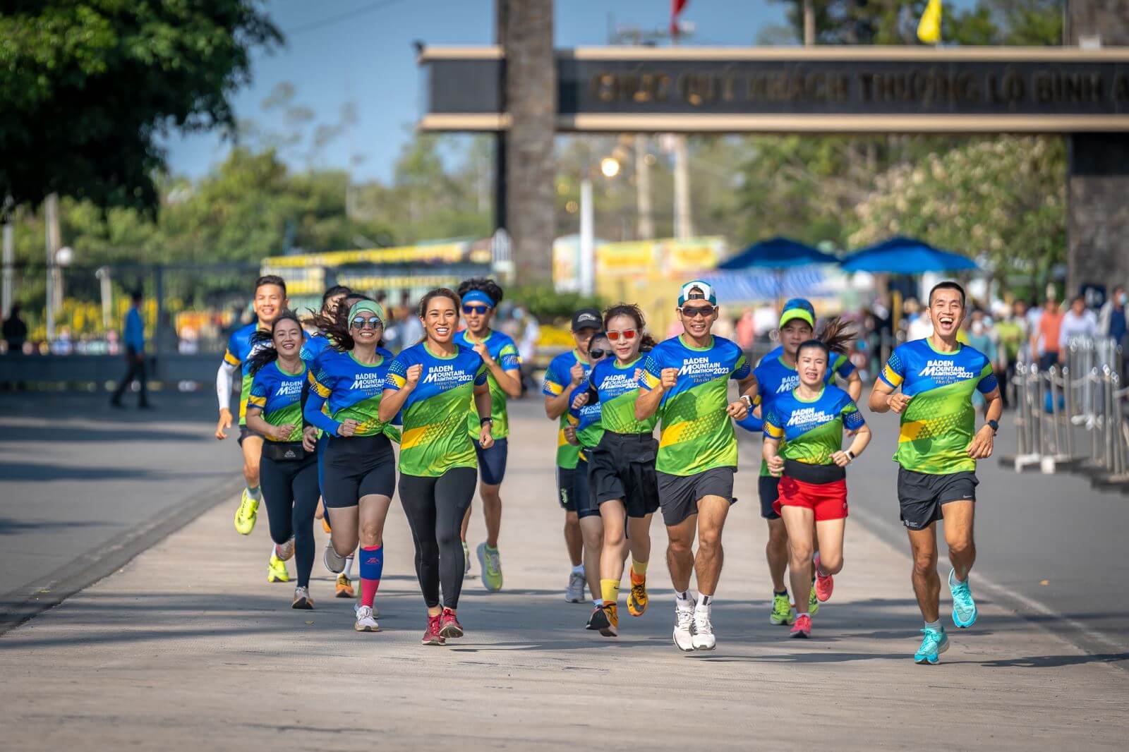Bước Chạy Qua Những Danh Lam Thắng Cảnh Tại Giải Chạy Tràng An Marathon