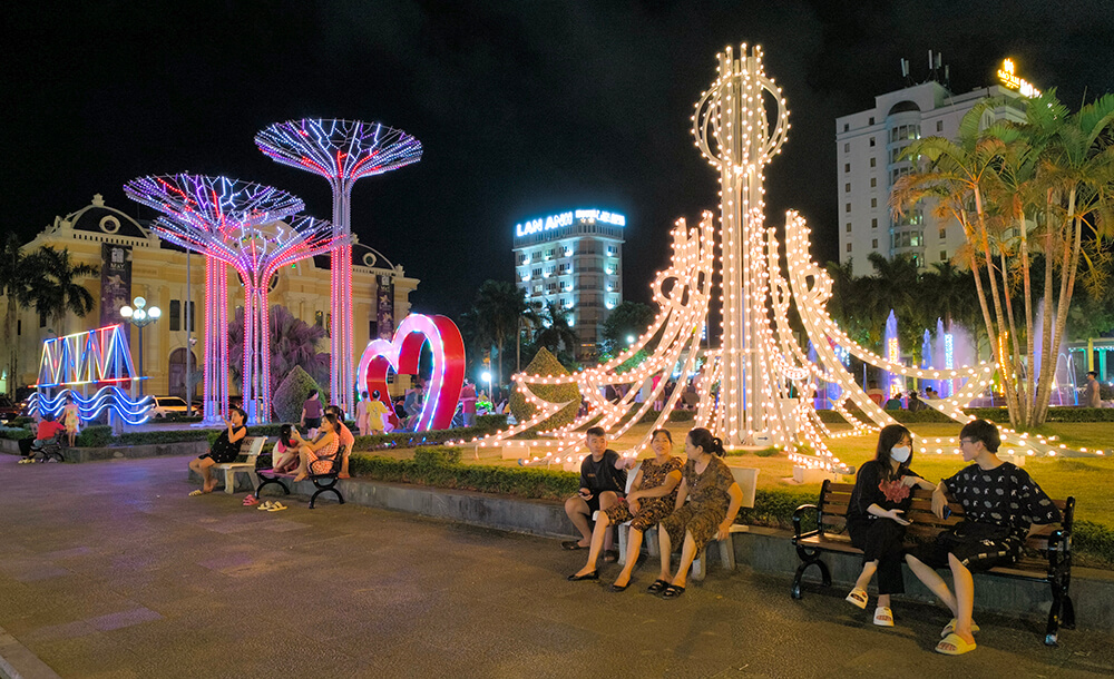 Lịch phố đi bộ Thanh Hóa diễn ra vào Thứ 6, Thứ 7, Chủ Nhật hàng tuần và các dịp lễ lớn trong năm (trừ Tết Nguyên đán).