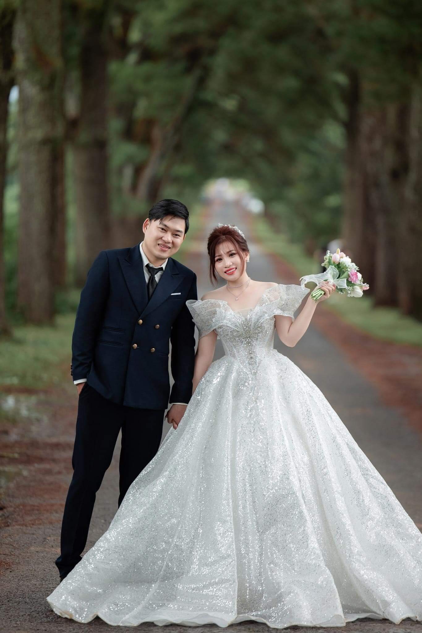 매일 수백 년 된 수백 년이 항상 많은 관광객들이 존경하고 체크인 할 수 있습니다.