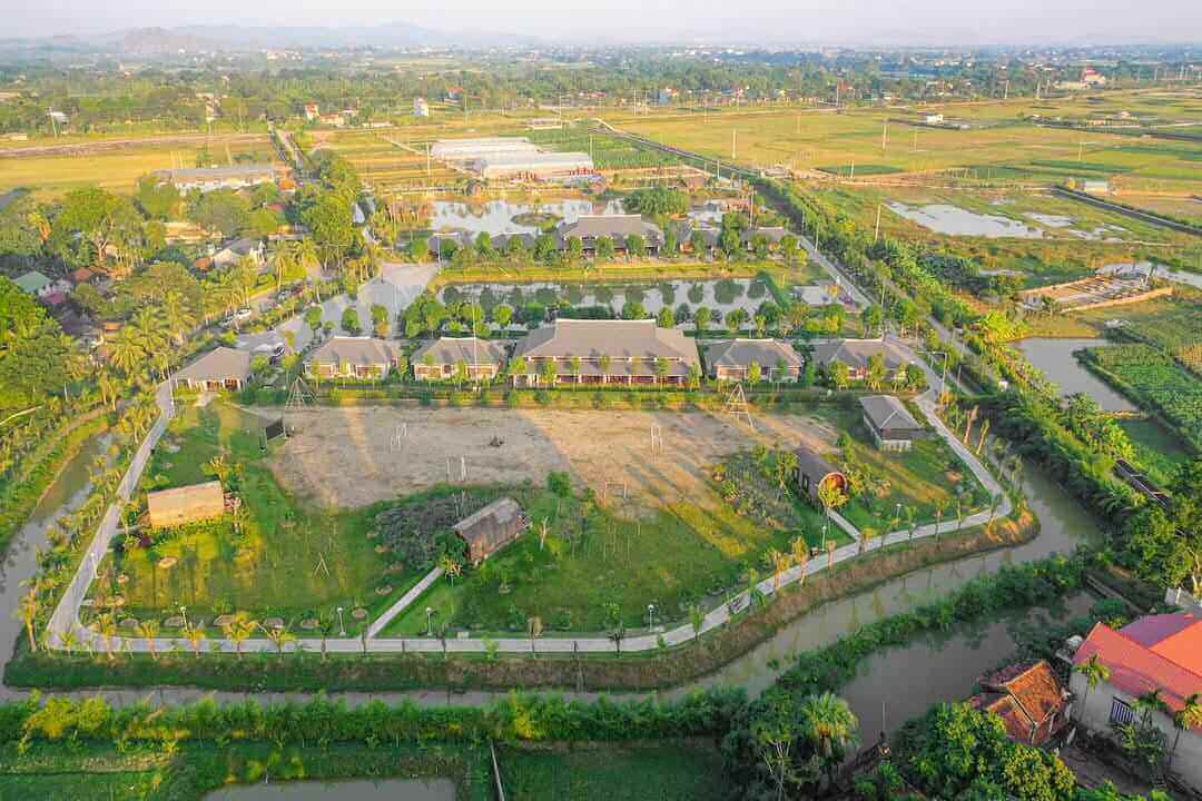 엔 트렁크 관광 마을