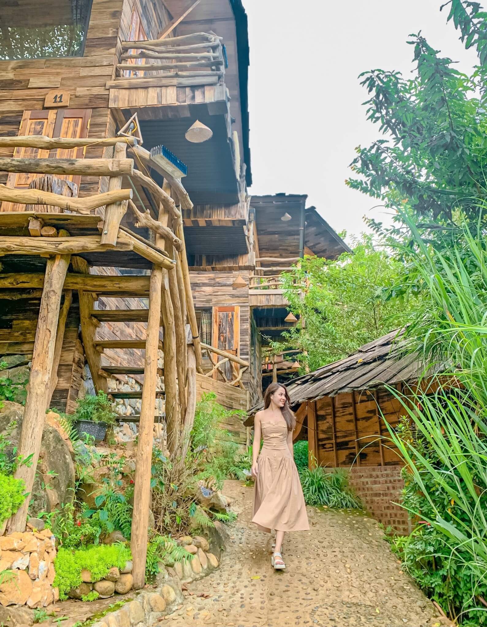 Không chỉ là nơi để nghỉ dưỡng, Suối khoáng nóng Trạm Tấu còn là điểm check-in lý tưởng của nhiều bạn trẻ