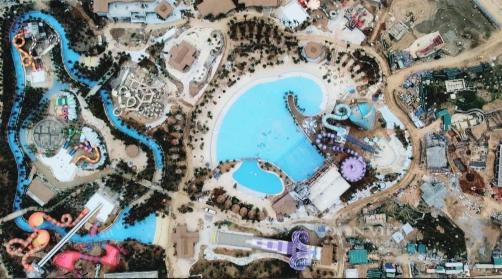 Công viên Sun World là tổ hợp khu vui chơi giải trí có quy mô lớn nhất vùng Đông Bắc Bộ.