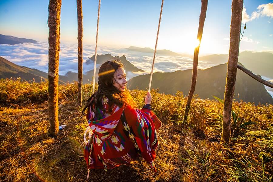山の頂上から、訪問者は雲を「狩り」し、空に星を「ピッキング」し、広大な空に浸ることができます。
