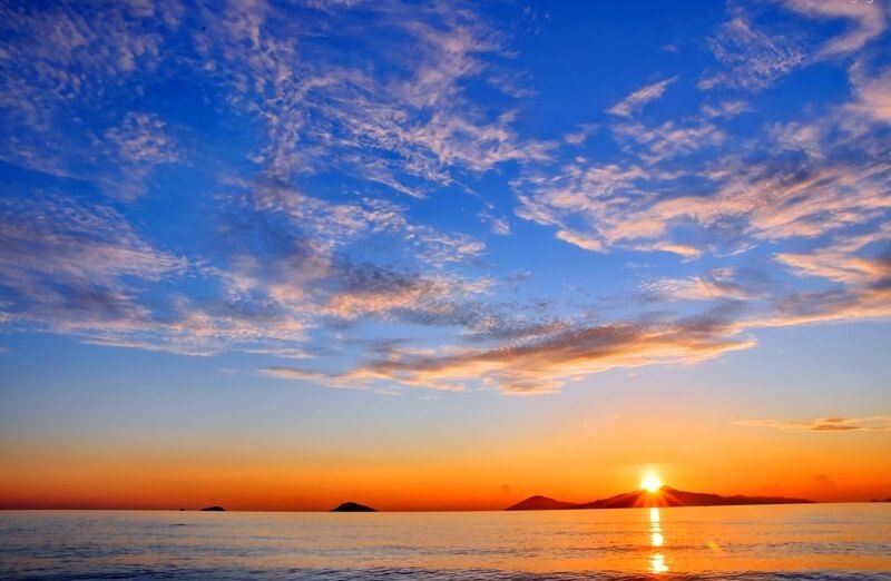 MOは野生で平和で、魅力的な自然の景色とユニークな生計文化によって訪問者を抱きしめています。