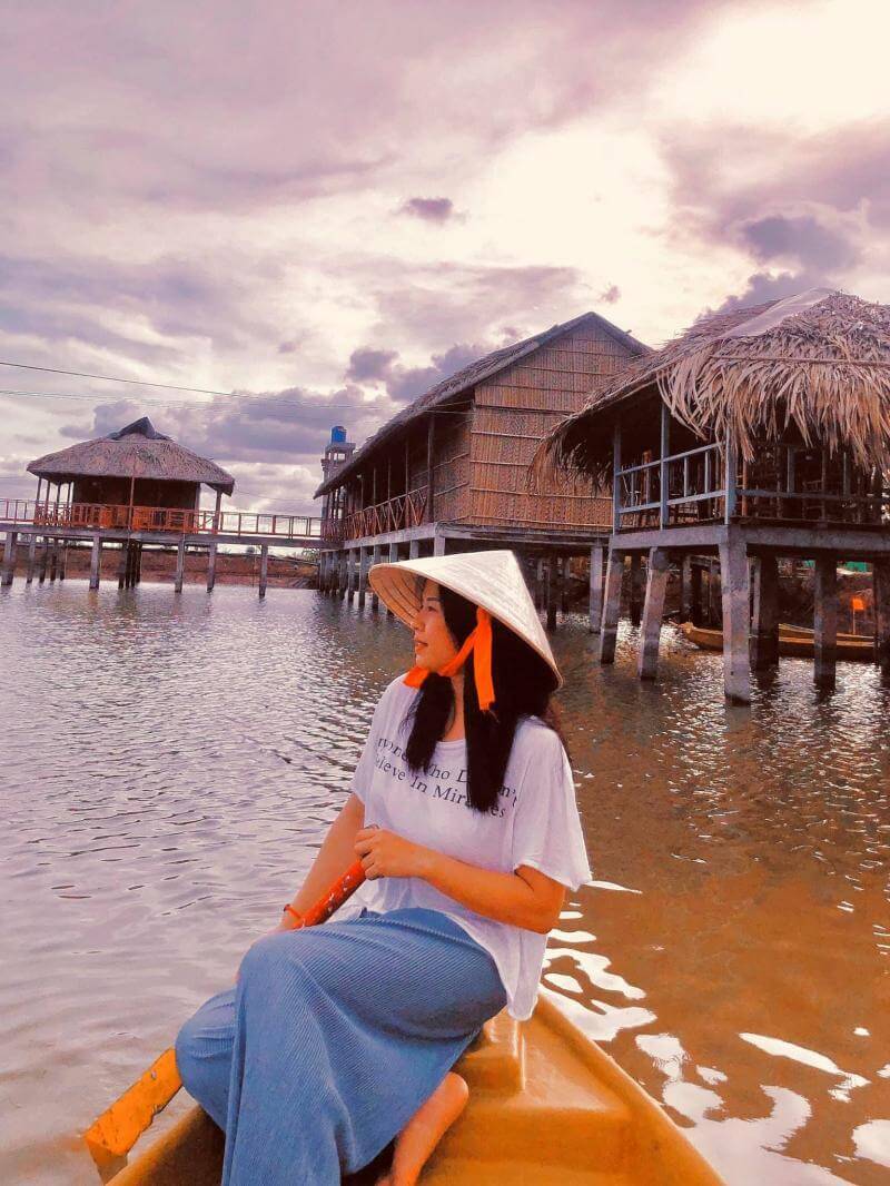 Mo Olia Beachの多様な生態系に没頭しています