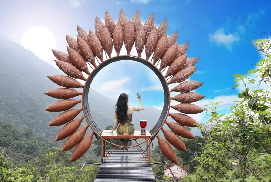 Tam Dao May Cloud Bridge