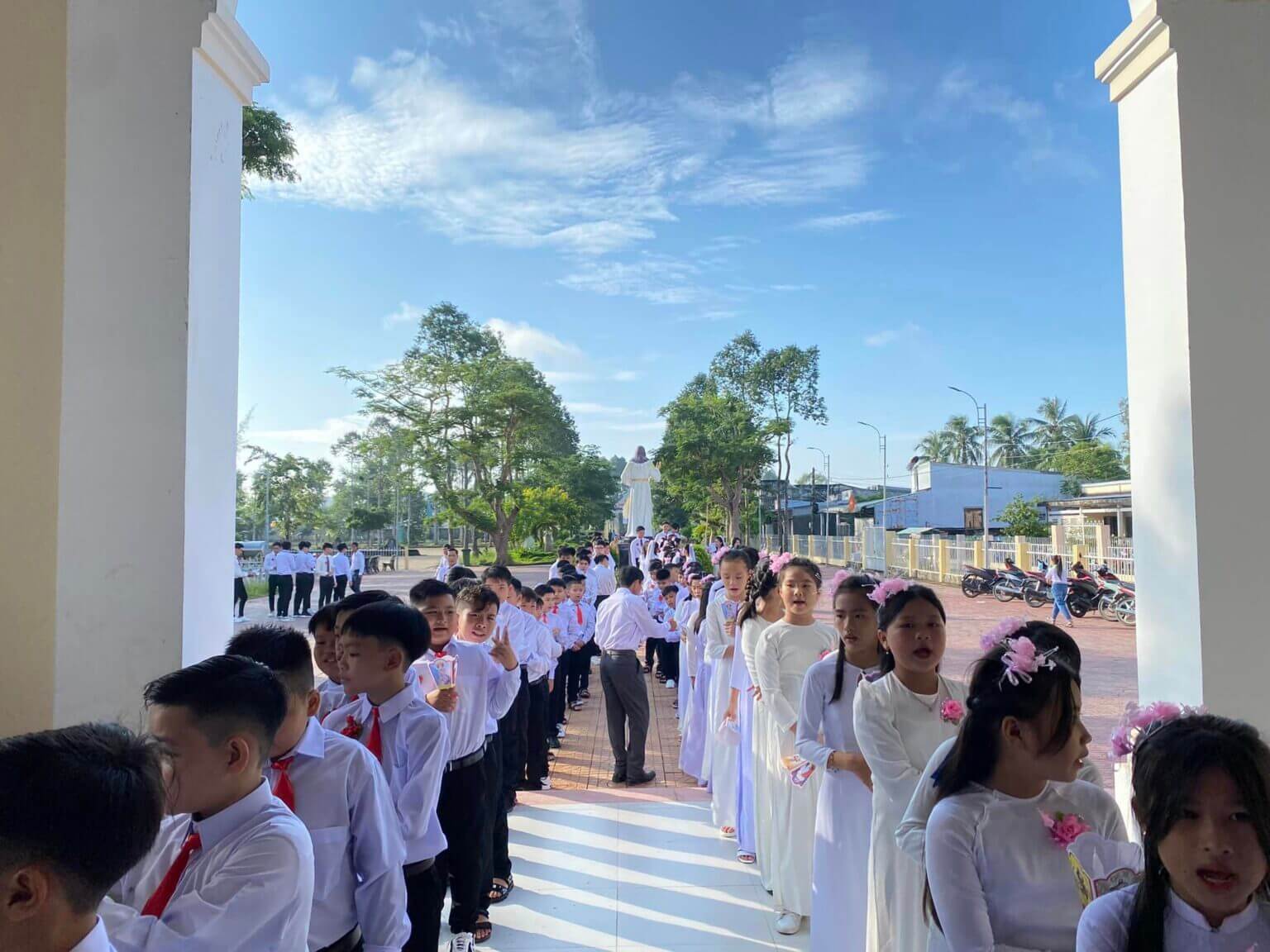 Nhà thờ Họ Đạo Trà Lồng