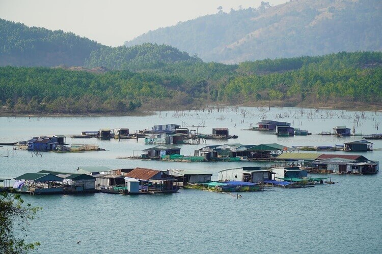 San San Fishing Village