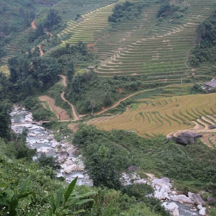 Xã Bản Xèo Bát Xát mang vẻ đẹp hùng vĩ đặc trưng của đất trời Tây Bắc.