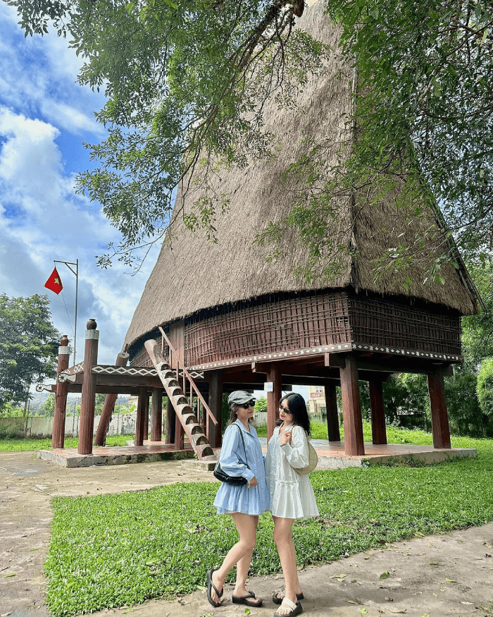 Có thể nói, nhà rông Kon Klor chính là niềm tự hào, tự tôn của người dân Kon Tum.