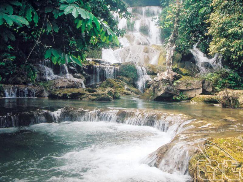 Tuyen Quang Mo 폭포