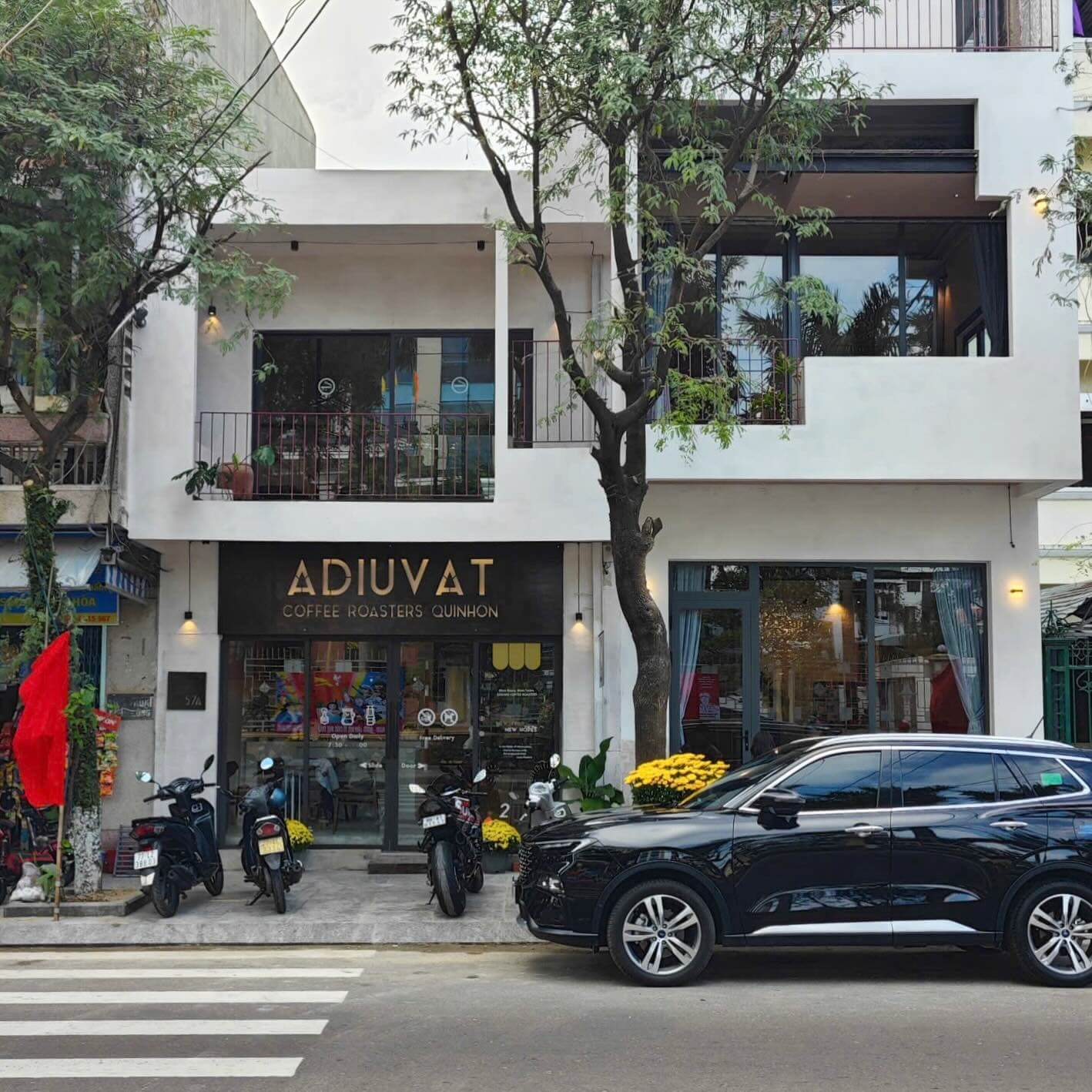Adiuvat Coffee Roasters: Khi Cà Phê Hòa Quyện Cùng Kiến Trúc Nghệ Thuật