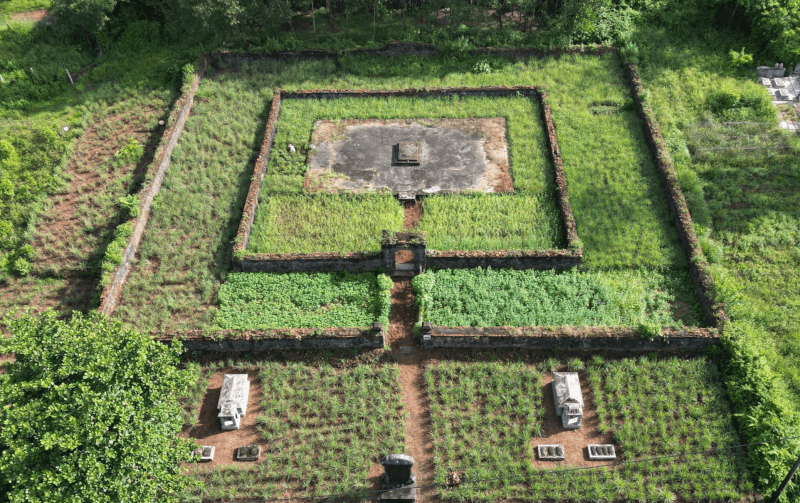 Lăng Chiêu Nghi – Bí mật từ một tình yêu thời chúa Nguyễn