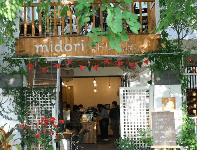 Một Buổi Chiều Ở Midori Sweets Và Tách Trà Bình Yên