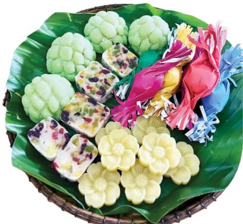 Bánh Pháp Lam: Vị Ngọt Lạ Với Sắc Màu Rực Rỡ