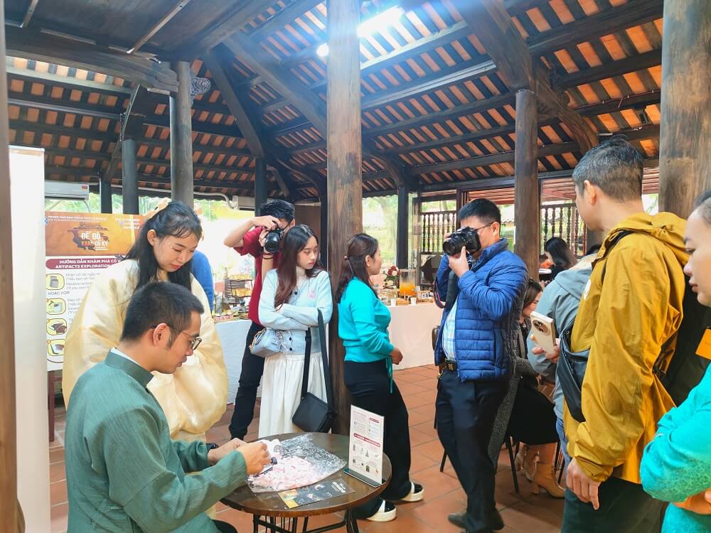 Khám Phá Phủ Nội Vụ: Điểm Nhấn Lịch Sử Thầm Lặng Giữa Đại Nội Huế