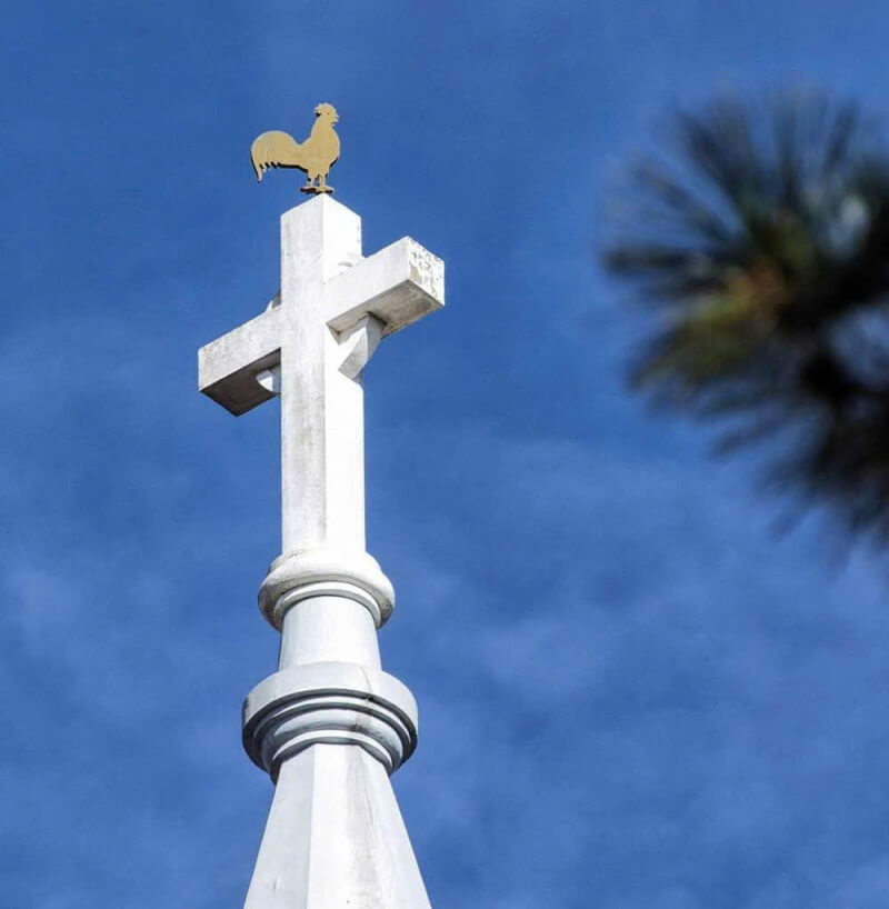 Đằng Sau Chú Gà Vàng Là Câu Chuyện Trăm Năm Của Đà Lạt