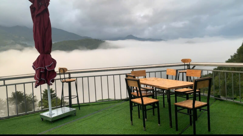 Sống khủng long homestay