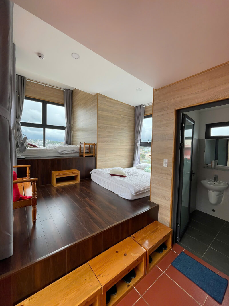 2 개의 퀸 침대가있는 4 중 방