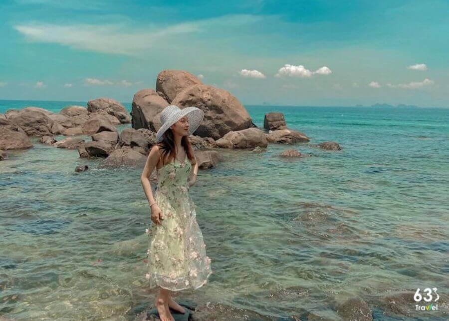 Bãi biển Sơn Thủy