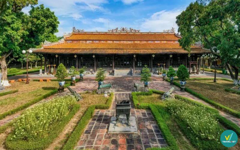 Bảo tàng Cổ vật cung đình Huế