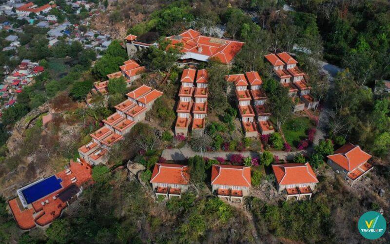 Khách sạn Victoria Núi Sam