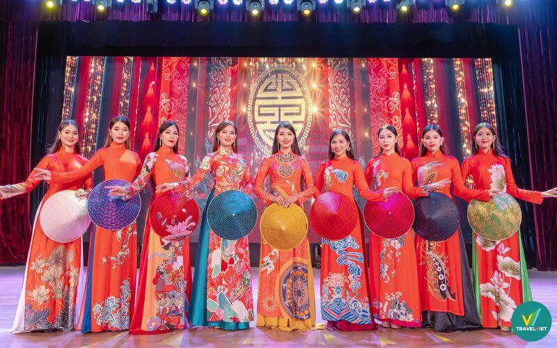 Áo Dài Show