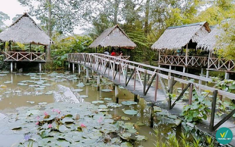 Khu du lịch Bảy Tiễn