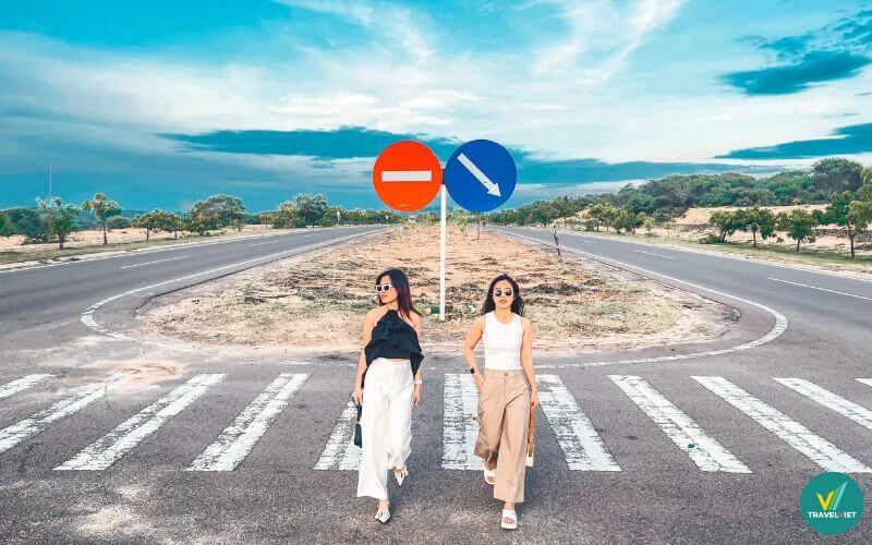 Con đường Bàu Trắng – Bình Thuận