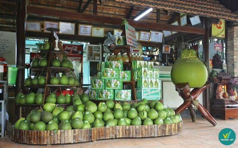 Rượu bưởi Tân Triều