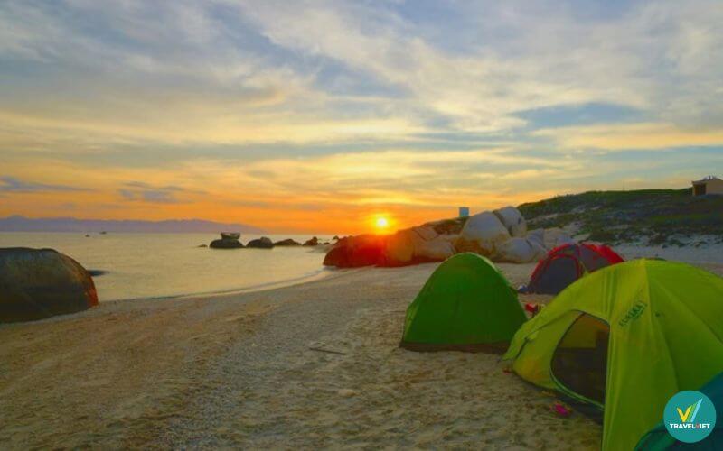 Cắm trại đêm tại Cù Lao Chàm