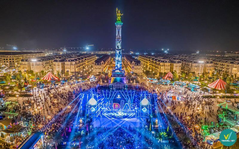 Quảng trường Kinh đô Ánh sáng – tụ điểm vui chơi giải trí