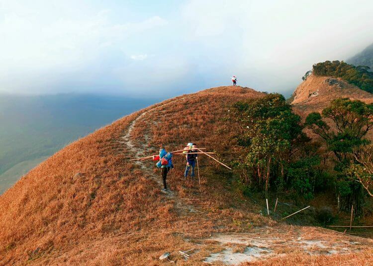 Trekking chinh phục đỉnh Phia Pò – “Nóc nhà” xứ Lạng