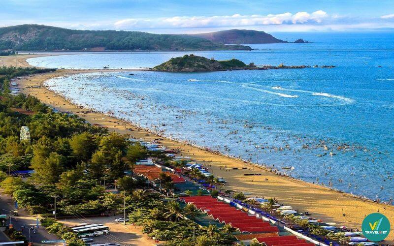 Tắm biển Cửa Lò