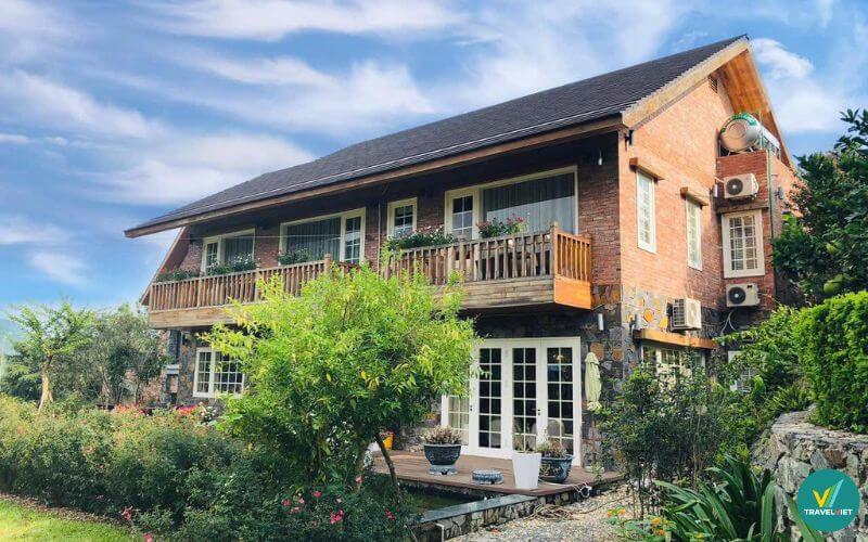 Le blue,Nhà Trong Xóm