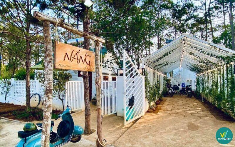 Nắng Homestay