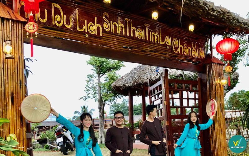 Khu du lịch sinh thái Tìm Lại Chốn Xưa