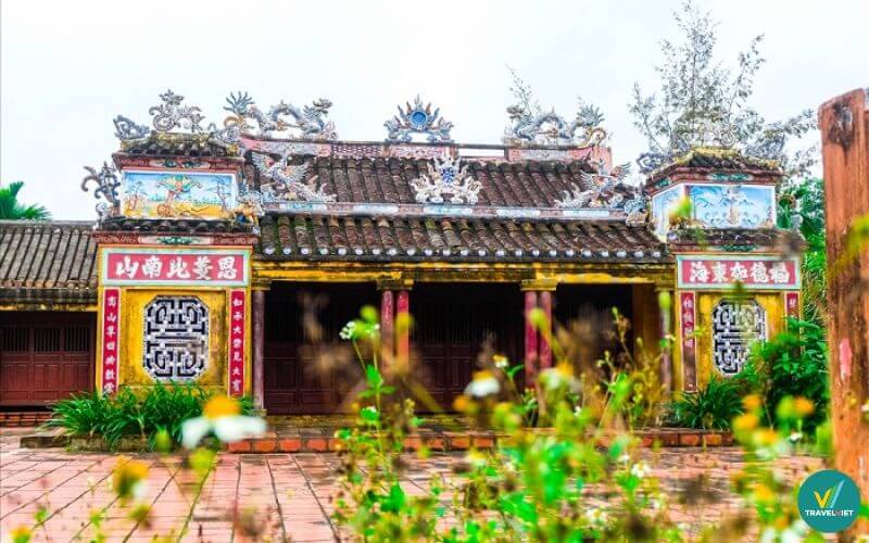 Làng cổ Túy Loan