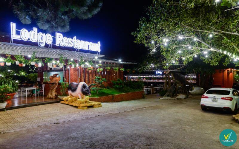 Nhà hàng Lodge