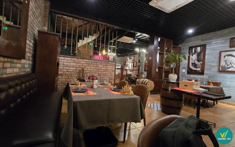 Nhà hàng Tex Rock Steakhouse